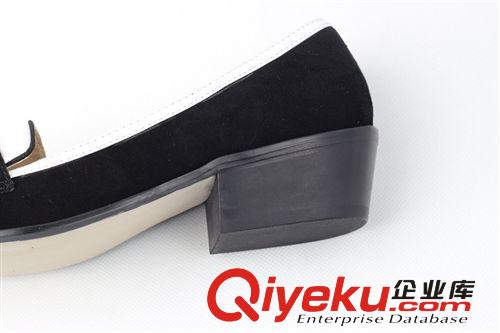 2.1~2.28上架 新款zp女鞋 羊皮流蘇拼色低跟鞋 英倫復(fù)古小皮鞋尖頭單鞋代發(fā)貨原始圖片3