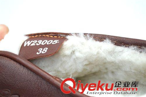 》女鞋《 批發老北京棉鞋 皮毛一體zp羊毛冬季保暖鞋中老年大碼套腳棉鞋原始圖片3