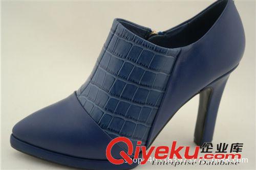 10月份女式新款 外貿真皮女鞋批發 時尚休閑真皮女鞋批發 廣東外貿真皮女鞋批發