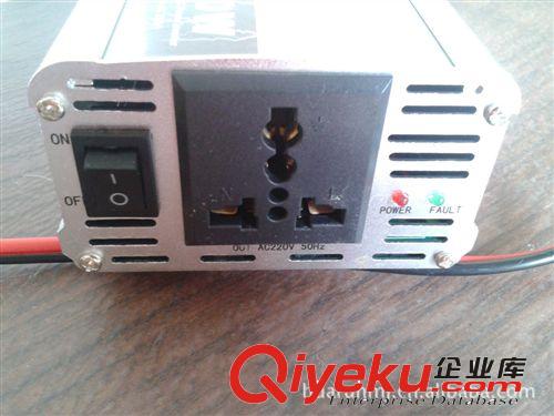 車載充電器 汽車煙斗12v轉換220v，合適所有是220v輸入的充電器用