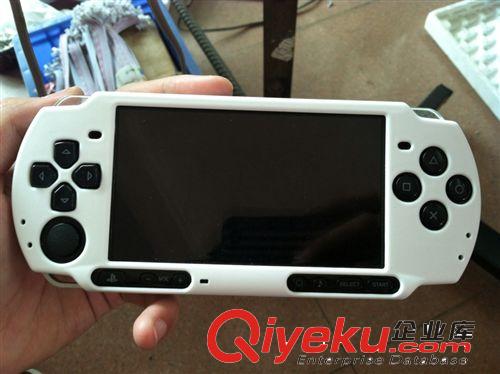 掌上游戲機 供應(yīng)PSP3000水晶套保護(hù)盒殼