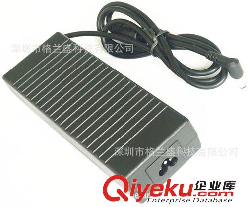 格蘭盛 桌面電源 220V轉(zhuǎn)12V5A汽車(chē)電源適配器 汽車(chē)電源轉(zhuǎn)換器 逆變器60W 電源