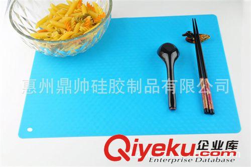 環(huán)保硅膠餐墊Table mat 特惠暢銷歐美 硅膠防燙隔熱餐墊/烘焙墊 食品級(jí)硅膠易清洗原始圖片3