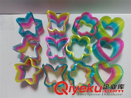 混批商品 最熱銷異形彩虹圈  6.2CM各種形狀彩虹圈　兒童彈簧玩具批發原始圖片2