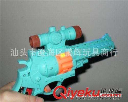 玩具槍系列 熱銷熊出沒左輪投影槍　帶8個投影自動投影　兒童電動槍玩具原始圖片3