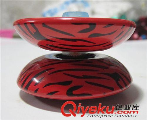 閃光系列 少年王5cj再現(xiàn)赤焰戰(zhàn)虎溜溜球 三軸合金版 YOYO球 熱銷款原始圖片2