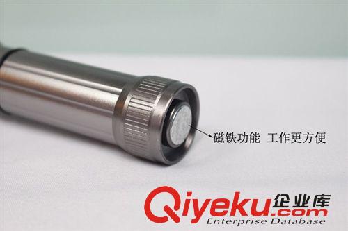 901美國CREEXPE強光防水調焦多功能戶外室內遠射充電手電筒原始圖片2