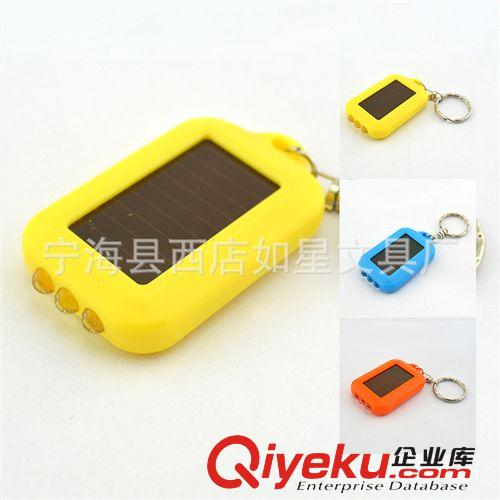 9LED迷你塑料橡膠小手電筒 使用3節(jié)7號電池 廠家直銷