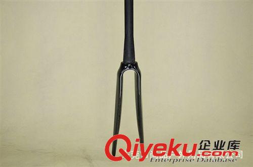 碳纖維自行車(chē)前叉OEM700c/椎管/