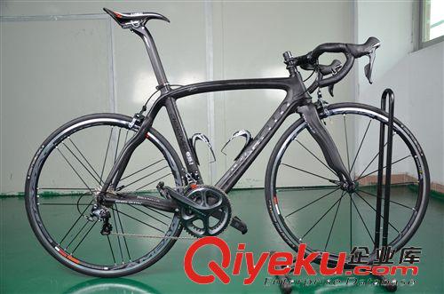 專業定制OEM碳纖維車架 DIY 26 /27.5 /29碳纖維山地越野自行車