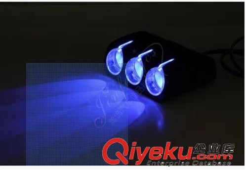 大功率一分三點(diǎn)煙器電源適配器帶USB車載分線超炫藍(lán)LED 車充原始圖片2