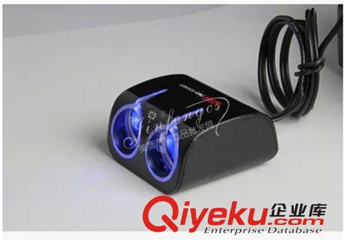 新款迷你車(chē)載點(diǎn)煙器 一分二單USB 車(chē)載分插器 帶藍(lán)色LED燈