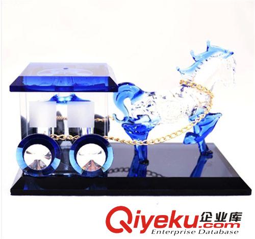 汽車香水座 新款水晶馬車香水擺件 創(chuàng)意車載擺件 汽車飾品批發(fā)