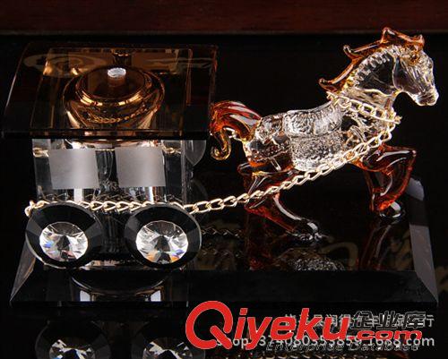 汽車香水座新款水晶皇家馬車香水座 車載擺件 i汽車模型香水座原始圖片3