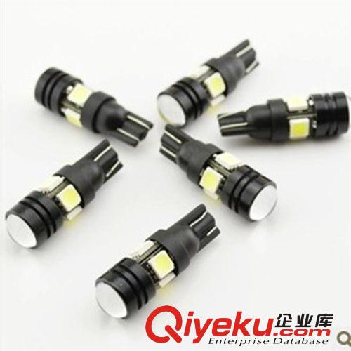 示寬燈 黑鋒系列 led t10 冰藍(lán)汽車(chē)燈泡改裝專(zhuān)用5瓦大功率帶透鏡原始圖片2