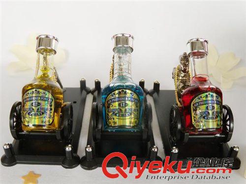 汽車(chē)用品 馬拉酒馬拉車(chē)香水座 車(chē)載香水座香水瓶個(gè)性汽車(chē)香水座原始圖片2