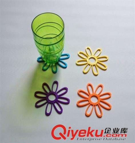 廠家供應花型杯墊 隔熱墊 餐墊 PVC防滑墊 PVC浴室墊 鍋墊原始圖片3