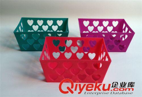 塑料迷你愛心籃子 收納雜物籃 儲藏籃 文具籃 塑料筐 浴室籃子