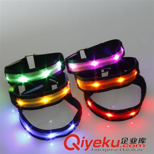 寬2.5cm 燈帶晶格臂帶 LED發(fā)光臂帶 閃光臂帶 反光臂 現(xiàn)貨供應原始圖片2