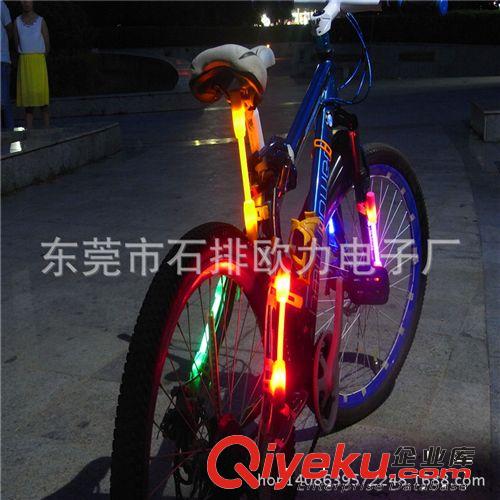 2014新款折疊自行車夜行必備自行車燈 t6