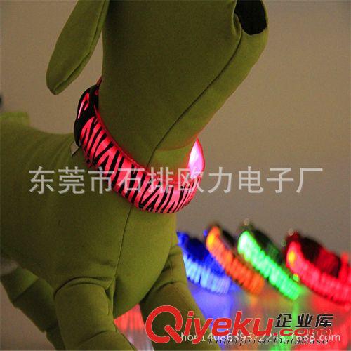 熱銷義烏廠家直銷LED發(fā)光項(xiàng)圈 豹紋圖案美光大方