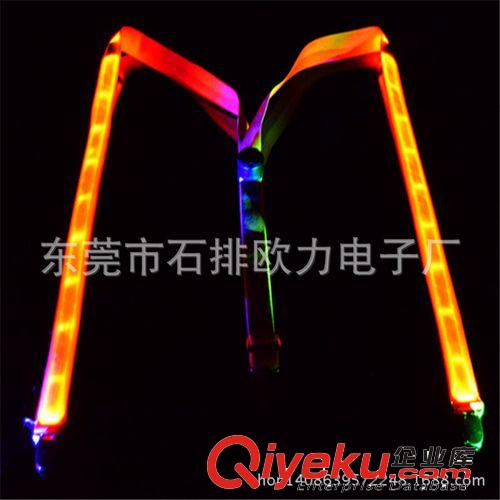 廠家生產(chǎn)直銷歐美風(fēng)格LED燈珠發(fā)光閃光背帶 滿足義烏市場