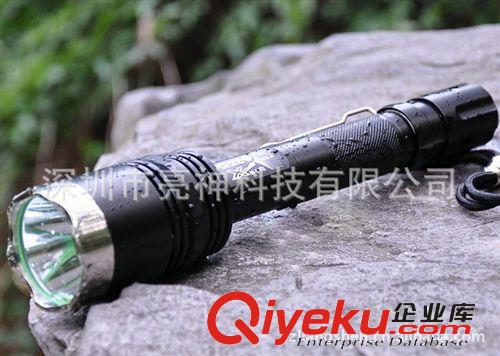 熱銷推薦 X8 強光手電筒CREE  XML T6 不銹鋼燈頭手電筒