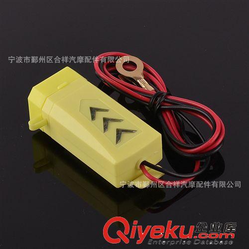 外貿新品！摩托車手機充電器防水USB車充配安裝支架5V1.2A 黃色