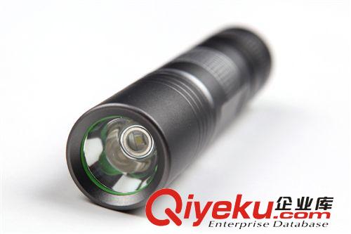 套裝 zp進(jìn)口xpeQ5 神火S5 迷你小直筒 強(qiáng)光手電筒 升級(jí)版原始圖片2
