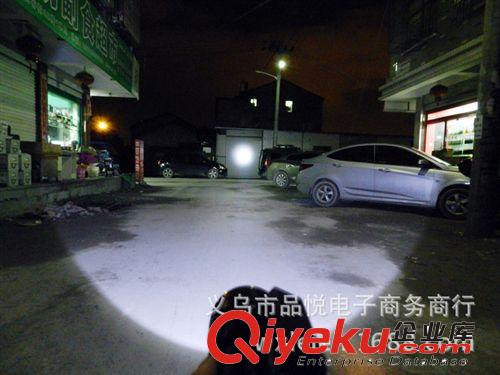 手提燈 打獵燈 探照燈 強(qiáng)光充電led手電筒 天天限量購原始圖片3