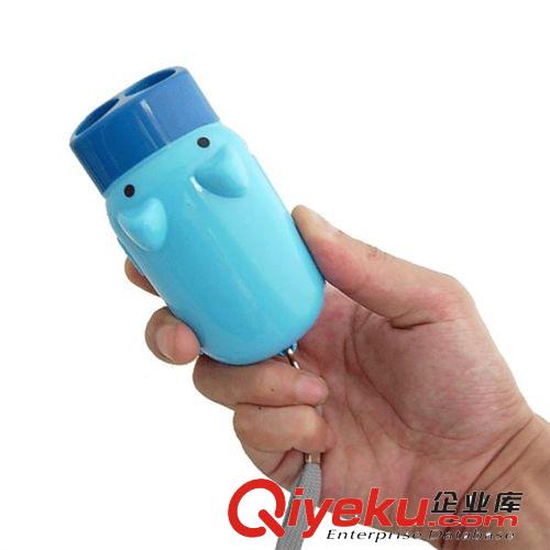 創(chuàng)意手壓式自發(fā)電手電筒 環(huán)保LED手壓小豬電筒 禮品訂制logotj原始圖片2