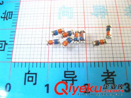ZMM4V3 1/2W 4.3V ST貼片穩(wěn)壓二極管 LL-34圓柱玻璃管 50個(gè)1.5元