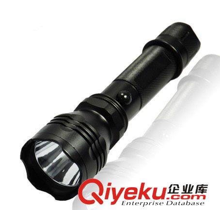 遠(yuǎn)射王C6 5W強(qiáng)光手電筒 CREE Q5 充電 直充車充 三檔模式 遠(yuǎn)射原始圖片2