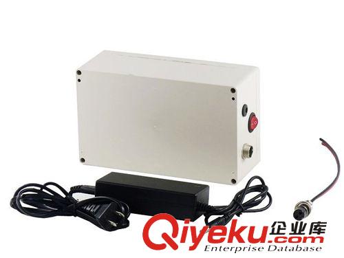 12V32AH带壳锂电池，满电提示充电器 猎灯锂电池12V超大容量