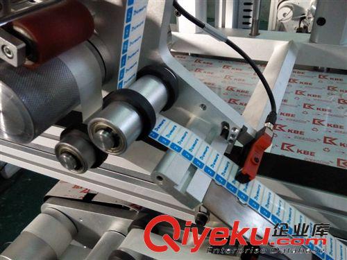 貼標(biāo)機械 手機保護膜貼標(biāo)機/手機保護膜雙面貼標(biāo)機/貼標(biāo)機、1、2標(biāo)貼標(biāo)機原始圖片2