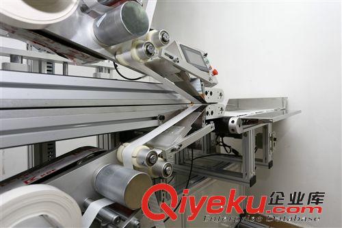貼標機械 手機保護膜單面貼標／手撕位貼標機