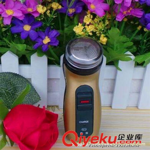 9.9元產(chǎn)品 【9.9元配貨】供應(yīng)康玲電動刮胡刀 三刀片 充電型原始圖片2
