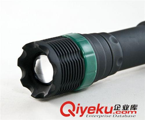 【柏派】3200 促銷 機械變焦 旋轉(zhuǎn)調(diào)焦 塑料 禮品手電筒原始圖片3