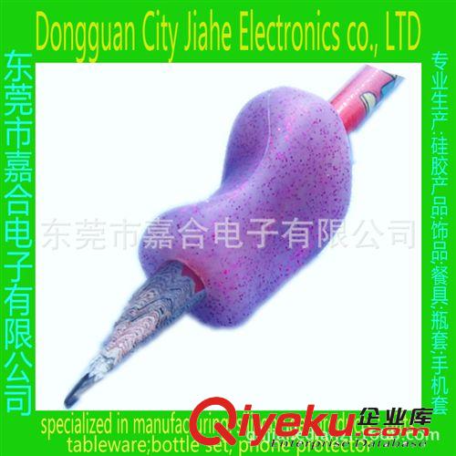 柔軟硅膠半月形小錢包 擺攤熱賣小飾品 {zx1}穎 最潮流 新款