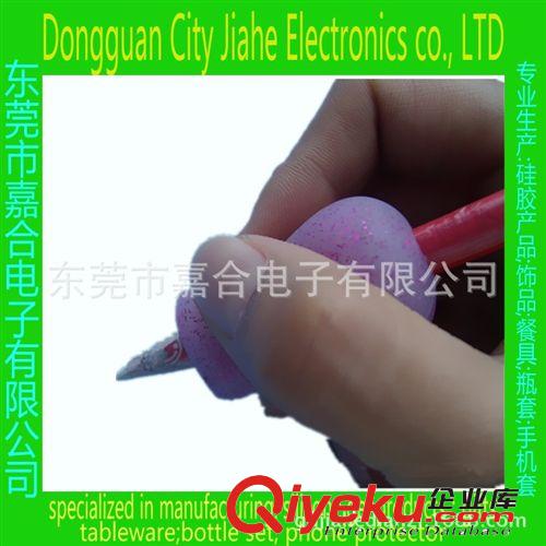 握筆柔軟 科學矯姿 鉛筆握筆器/三角形柔軟科學握筆套 矯正握姿原始圖片3