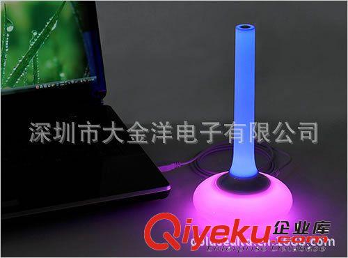 無線充電電筒 多功能應急電筒 觸控設計 七彩氛圍照明原始圖片3
