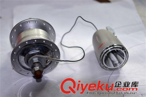 超高亮自行車大燈總成（磨電燈）