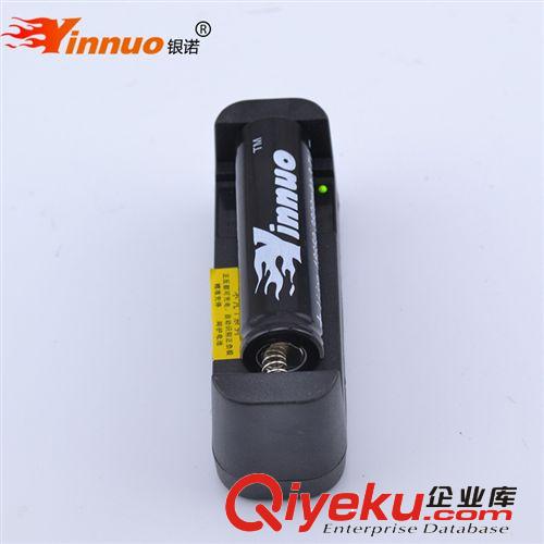 現(xiàn)貨廠家批發(fā) 18650鋰電池充電器 強(qiáng)光手電筒充電器 智能直充