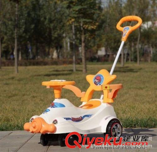 tj新品兒童扭扭車帶音樂推桿兒童滑行嬰兒助步車批發(fā)原始圖片2