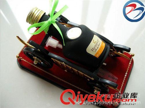 新款拿破侖二代車載香水 gd皇家禮炮汽車香水座 拿破侖香水原始圖片3