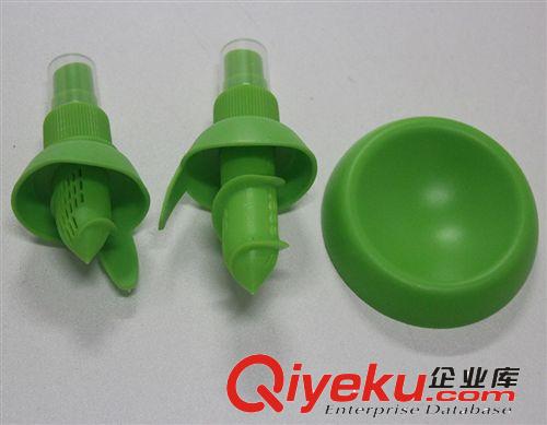 檸檬榨汁噴霧器迷你果汁調(diào)味器手動(dòng)榨汁2支裝裝廚房小工具1669原始圖片2