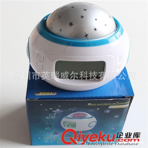 AT818 外貿(mào)汽車(chē)用品便攜式酒精測(cè)試儀防酒駕檢測(cè)器呼吸式 5953