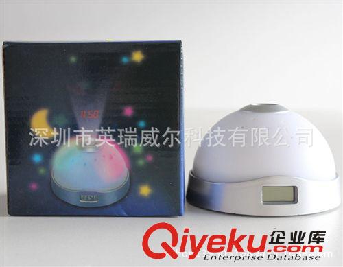 夢(mèng)幻夜光七彩星空投影時(shí)鐘創(chuàng)意投影表鬧鐘Led電子星月投影鐘 5965原始圖片2