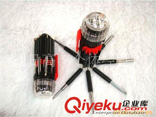 供應八合一（8合1）多功能手電筒螺絲刀 工具燈 QC-14