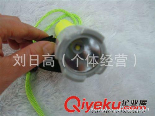 強光潛水手電筒 水下潛水燈 t6潛水電筒  雙用電筒原始圖片3